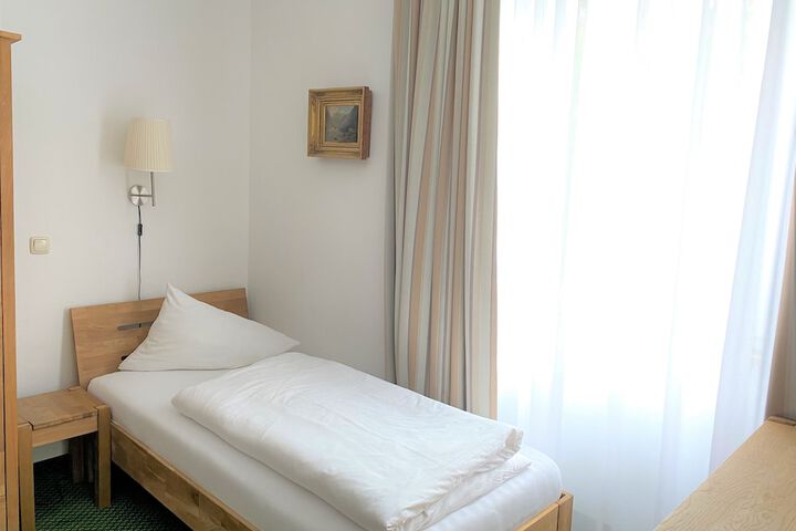 Room 21 of 45