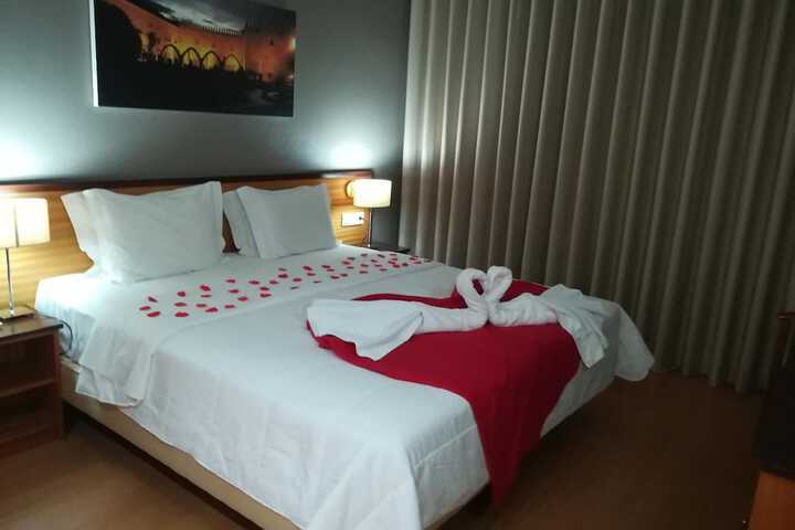 Room 16 of 62