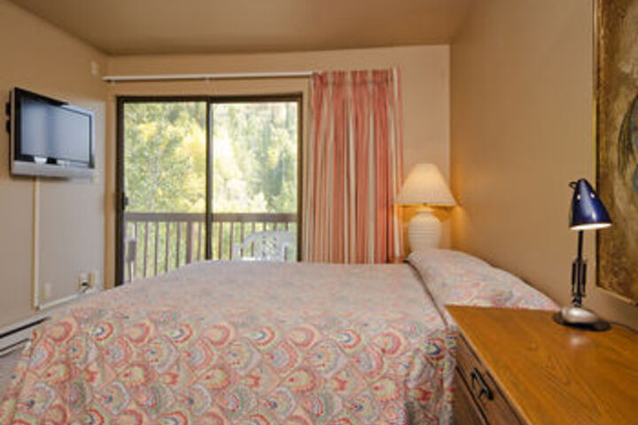Room 30 of 71