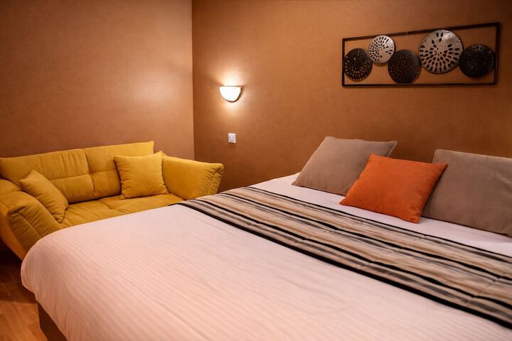 Room 10 of 62
