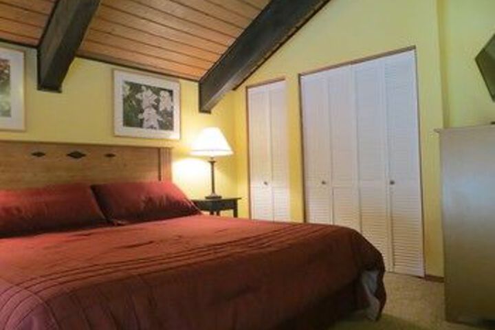 Room 2 of 34