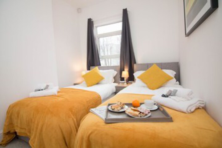 Room 10 of 31