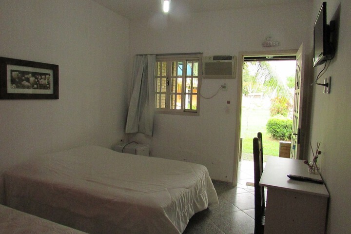 Room 4 of 31