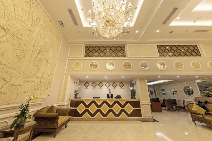 Hotel 2 of 60