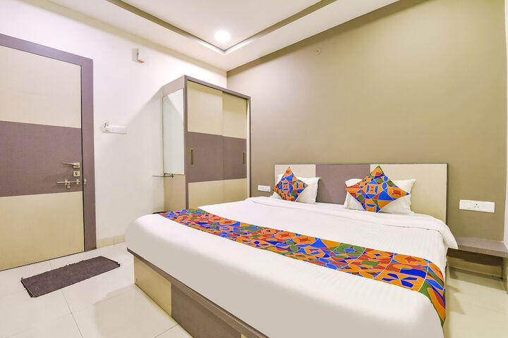 Room 15 of 35
