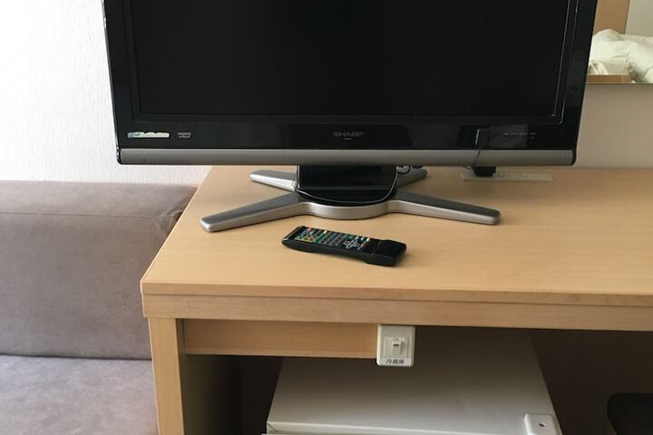 Room 12 of 32