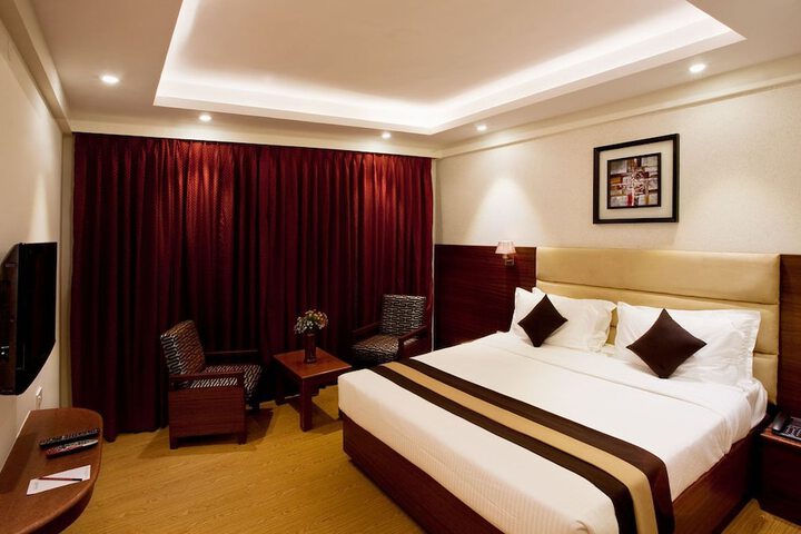 Room 5 of 35