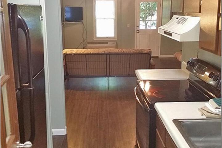 Carolina Landing Camping Resort Two-Bedroom Cabin 1 in Fair Play, SC