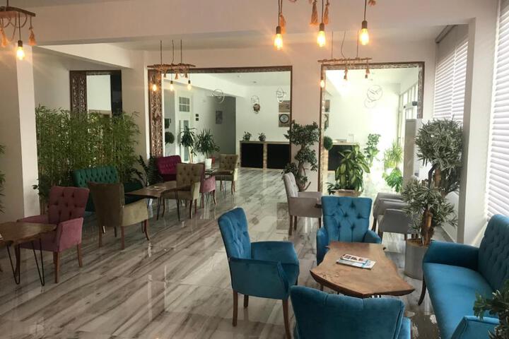 Velmer Hotel