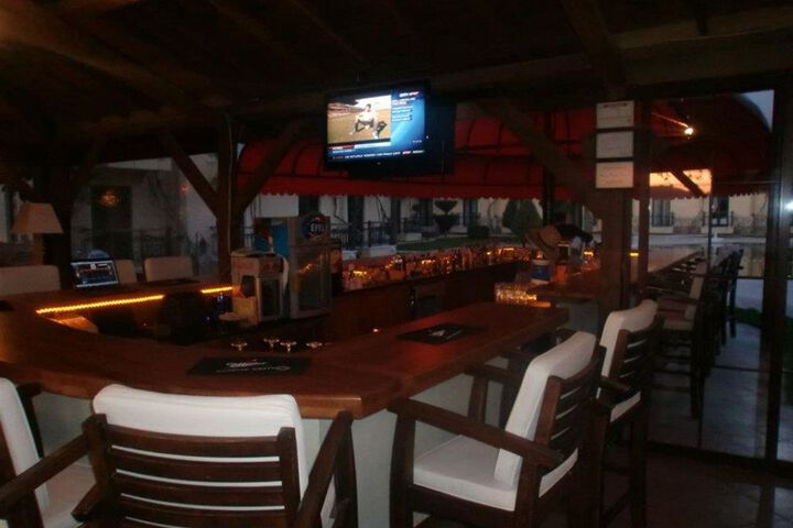 Hotel Lounge