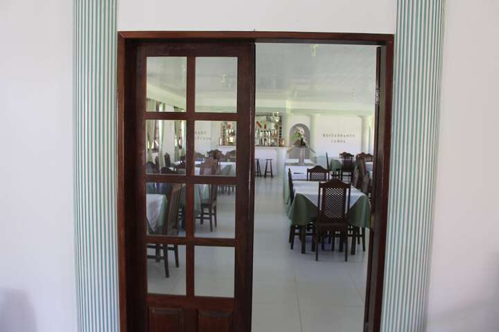 Dining 36 of 74