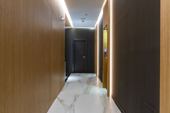 Ballroom/Hall 66 of 76