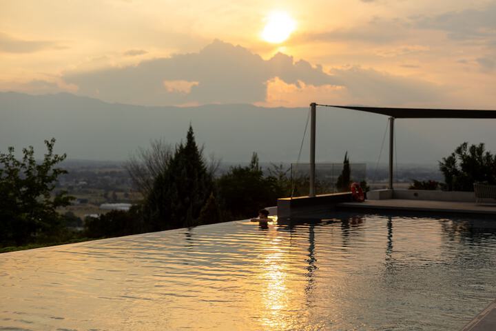 Pool 17 of 50