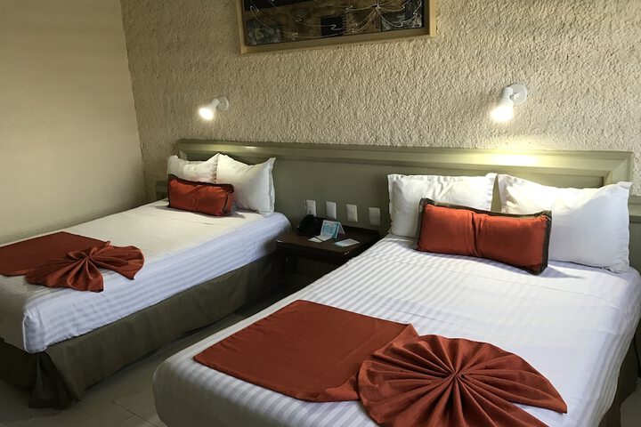 Room 12 of 46