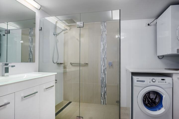 Room 78 of 133