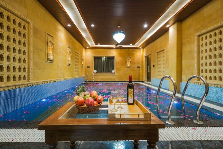 Pool 28 of 42