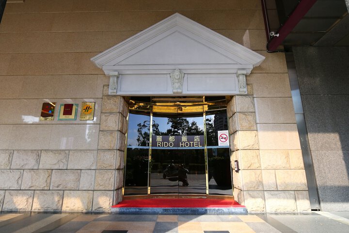 Hotel 82 of 103