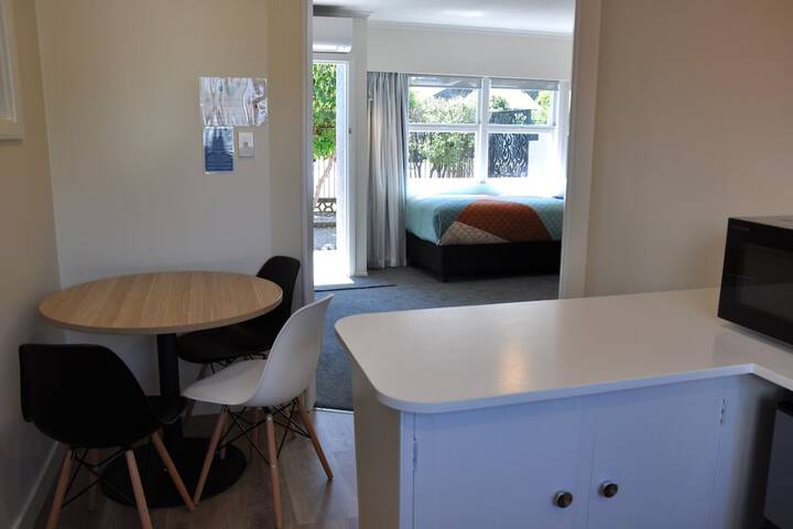 Room 49 of 80