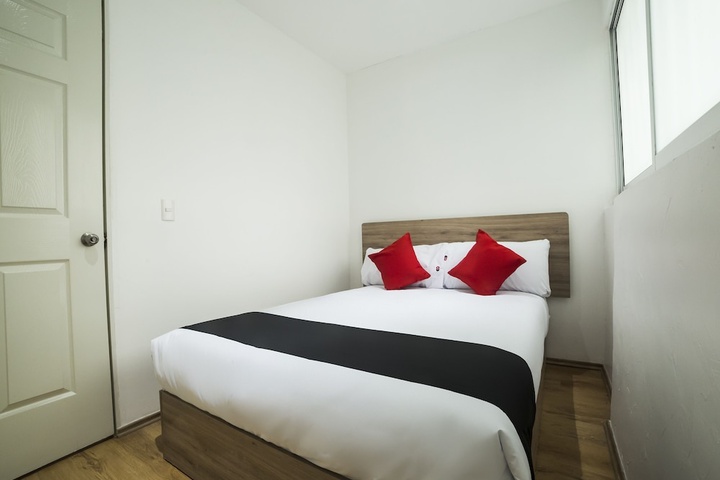 Room 3 of 13