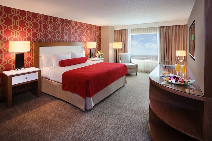 Chelsea Classic Room with 1 King Bed (49 of 54)