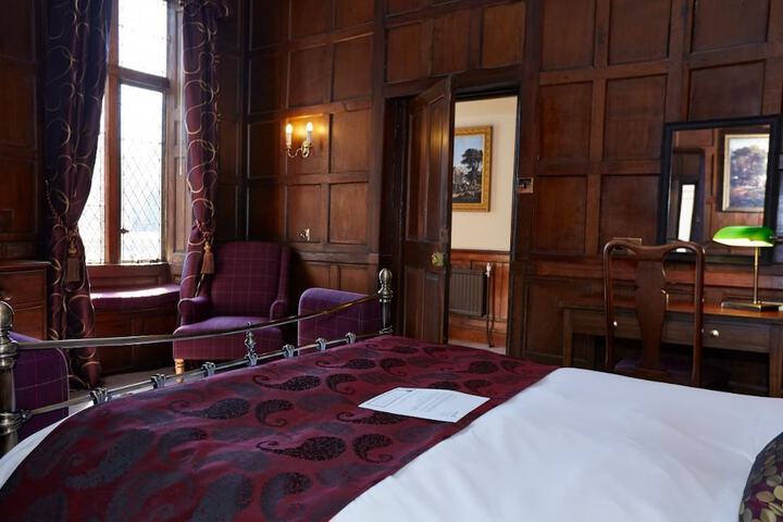 Room 3 of 58