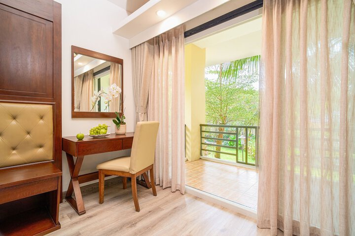 Room 10 of 70