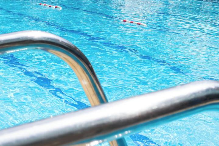 Hotel Pool