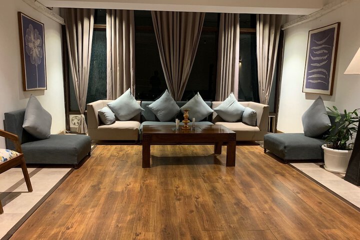 Hotel Interior 101 of 111