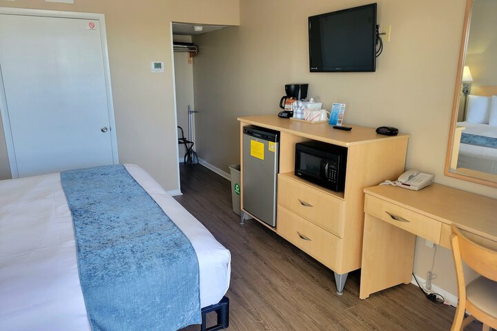 Room 19 of 44