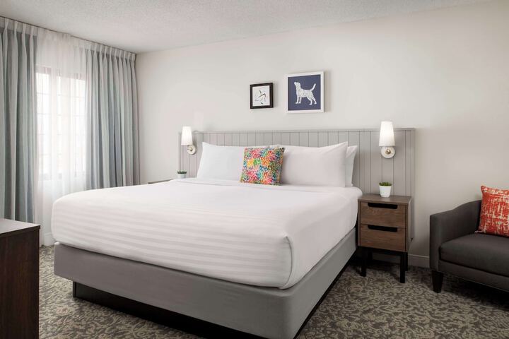 Room 8 of 32
