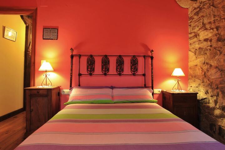 Room 8 of 27