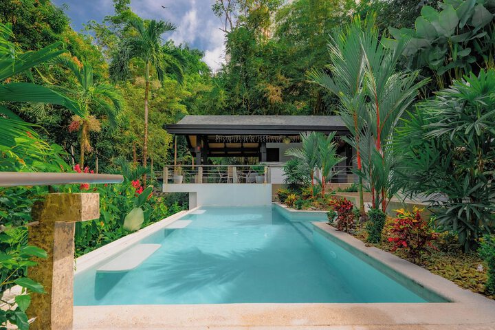 Pool 162 of 206