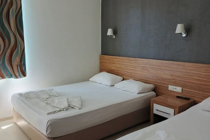 Room 4 of 23