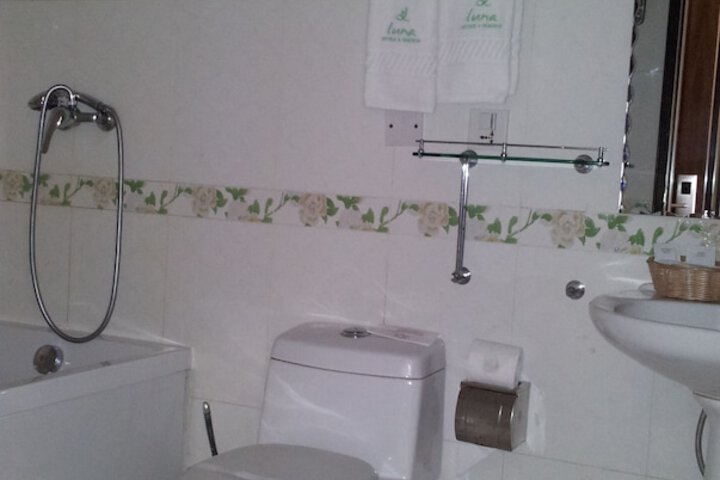 Room 18 of 62