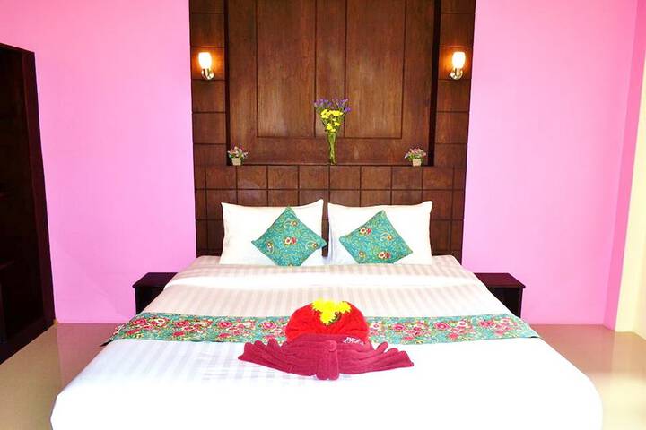 Room 15 of 68