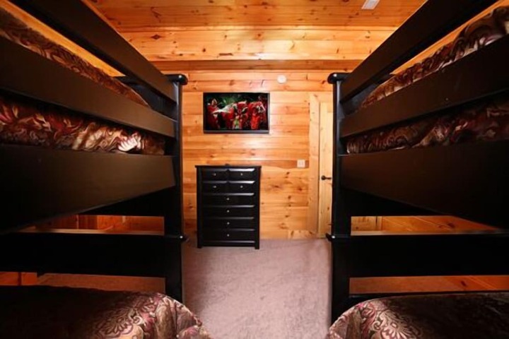 Room 2 of 78