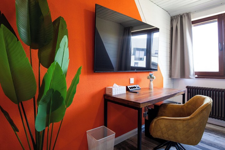 Room 3 of 22