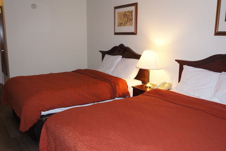 1 Double Bed (3 of 8)