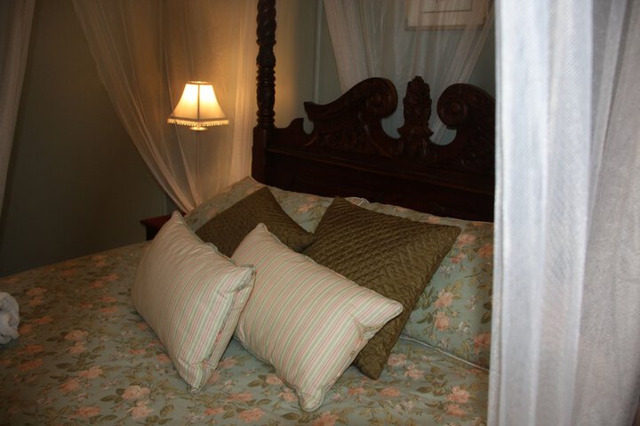 Room 6 of 56