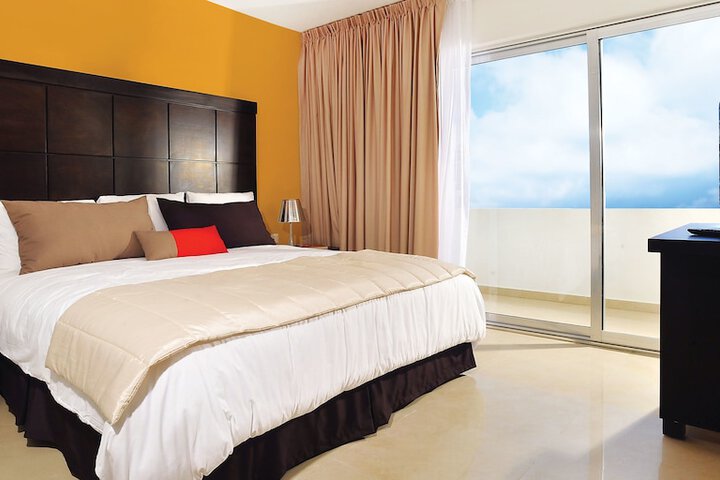Room 4 of 22