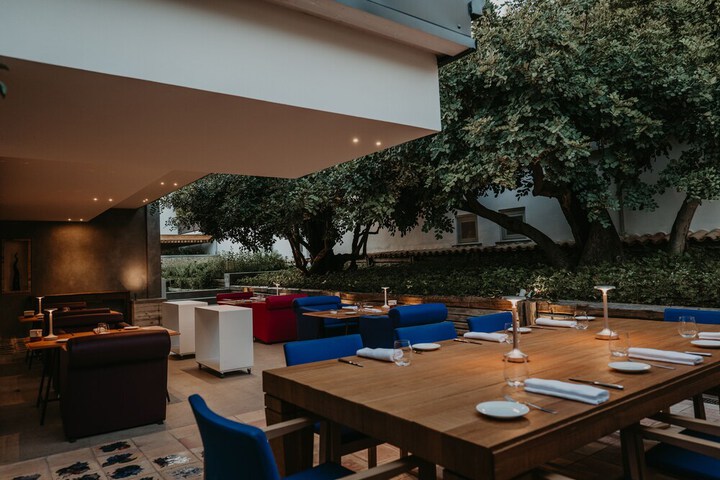 Dining 98 of 134