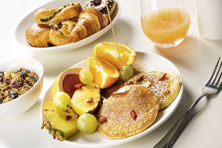 Breakfast/Coffee Service 59 of 77