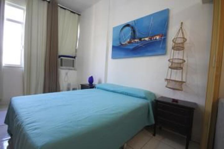Room 7 of 27