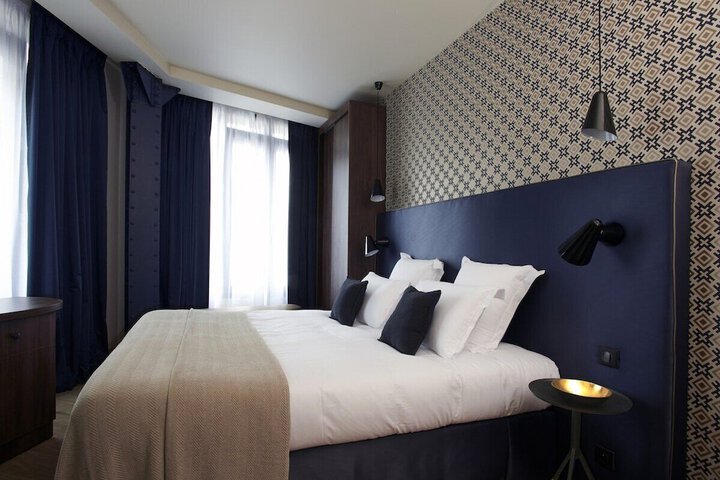 Room 3 of 46
