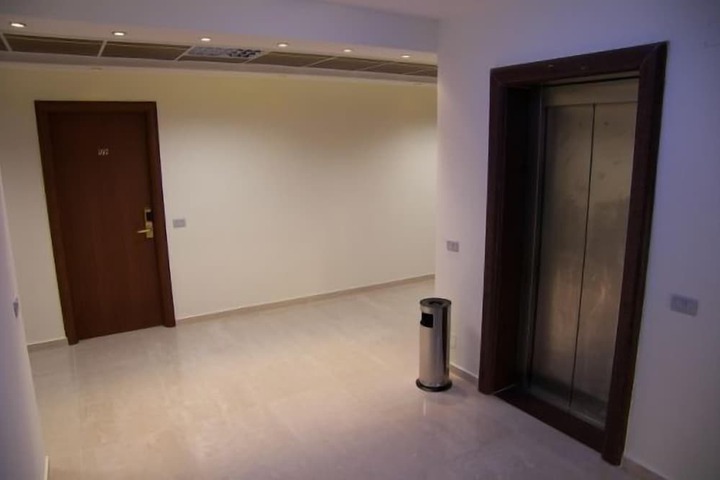 Ballroom/Hall 24 of 35