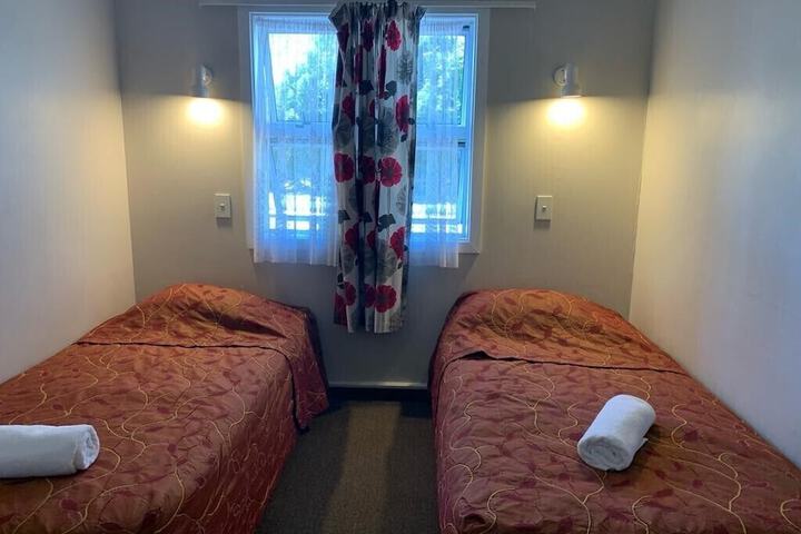 Room 17 of 32