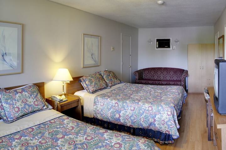 Room 2 of 45