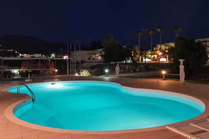 Pool 16 of 29