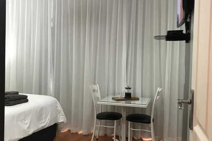 Room 17 of 49