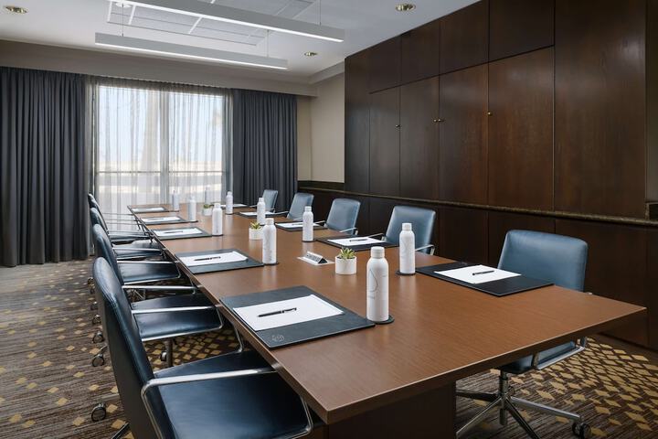 Meeting facility